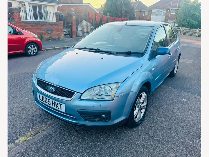 Ford Focus 2.0 Ghia 5dr