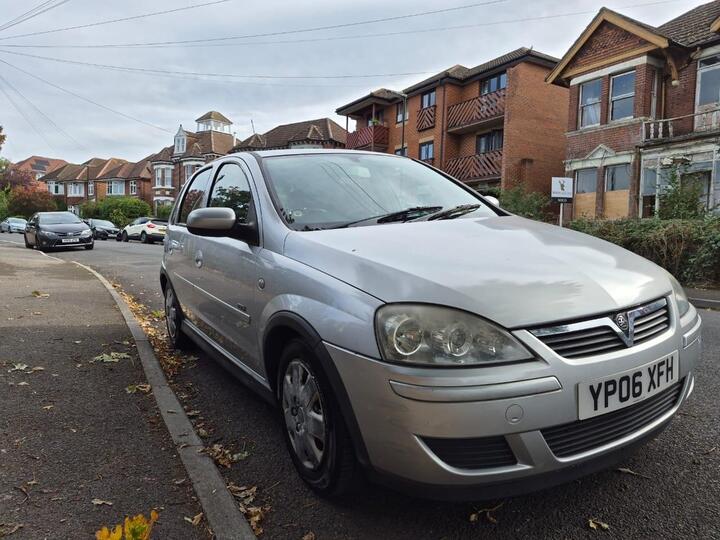 Vauxhall Corsa 1.4i 16v Design 5dr (a/c)