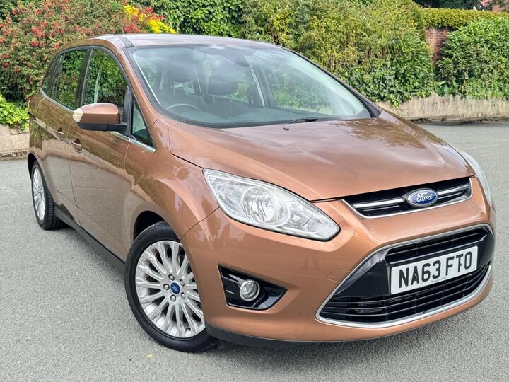 Ford Grand C-Max 1.6 TDCi Titanium Euro 5 5dr Ford Grand C-Max 1.6 TDCi Titanium Euro 5 5dr