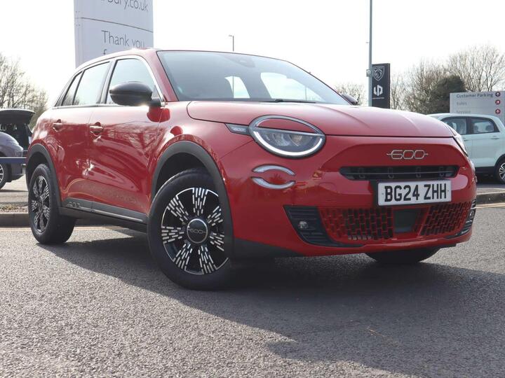 Fiat 600 1.2 MHEV E-DCT Euro 6 (s/s) 5dr