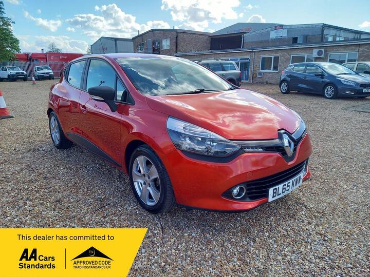 Renault Clio 1.2 16V Play Euro 6 5dr Renault Clio 1.2 16V Play Euro 6 5dr