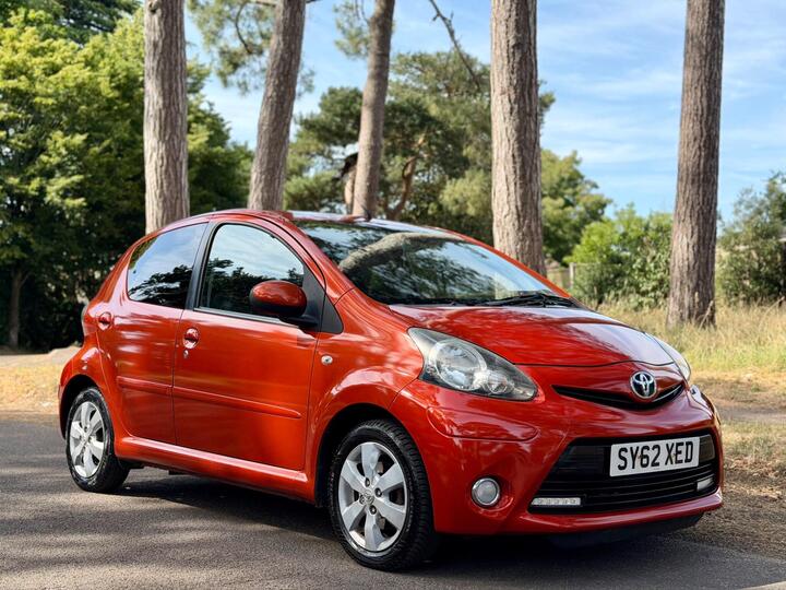 Toyota AYGO 1.0 VVT-i Fire Euro 5 5dr