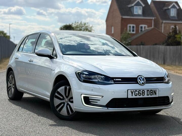 Volkswagen E-Golf 35.8kWh E-Golf Auto 5dr
