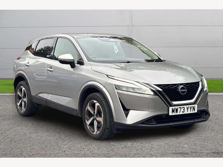 Nissan Qashqai 1.3 DIG-T MHEV N-Connecta Euro 6 (s/s) 5dr