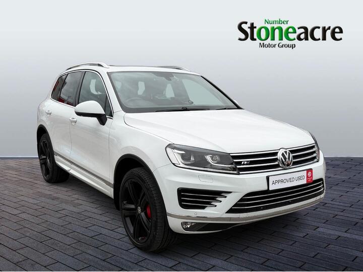Volkswagen Touareg 3.0 TDI V6 R-Line Plus Tiptronic 4WD Euro 6 (s/s) 5dr Volkswagen Touareg 3.0 TDI V6 R-Line Plus Tiptronic 4WD Euro 6 (s/s) 5dr