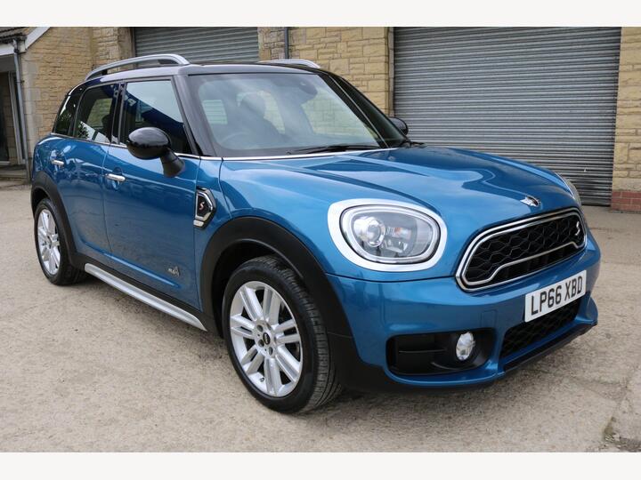 MINI Countryman 2.0 Cooper S ALL4 Euro 6 (s/s) 5dr MINI Countryman 2.0 Cooper S ALL4 Euro 6 (s/s) 5dr