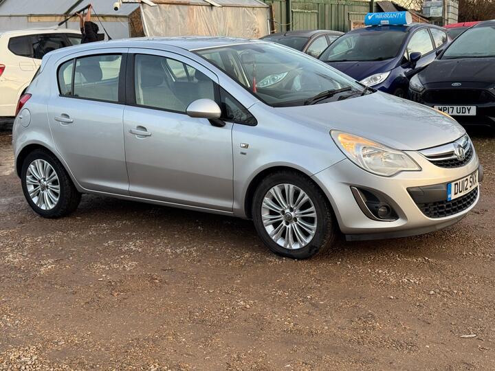 Vauxhall Corsa 1.2i EcoFLEX 16V SE Euro 5 (s/s) 5dr Vauxhall Corsa 1.2i EcoFLEX 16V SE Euro 5 (s/s) 5dr