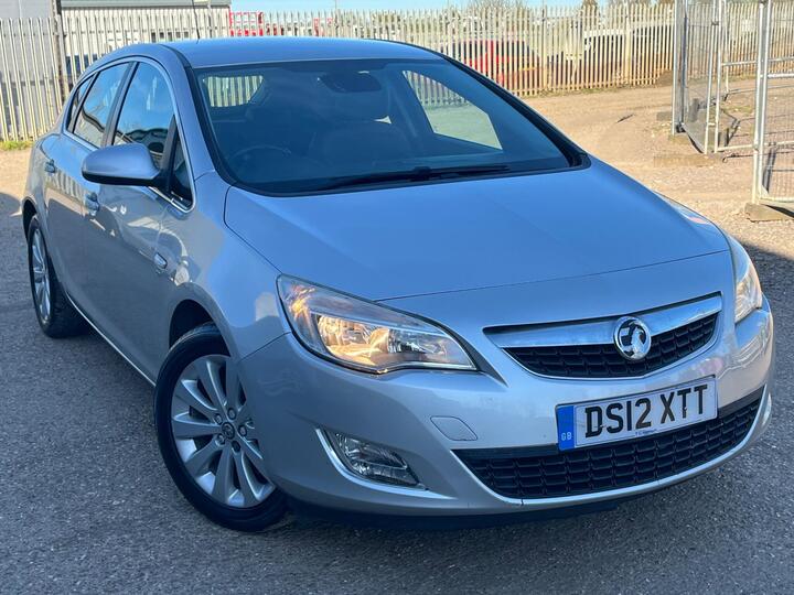 Vauxhall Astra 1.6 16v SE Euro 5 5dr
