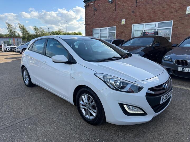Hyundai I30 1.6 CRDi Active Auto Euro 5 5dr