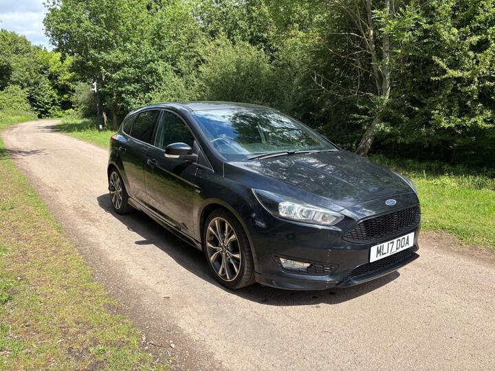 Ford Focus 1.0T EcoBoost ST-Line Euro 6 (s/s) 5dr