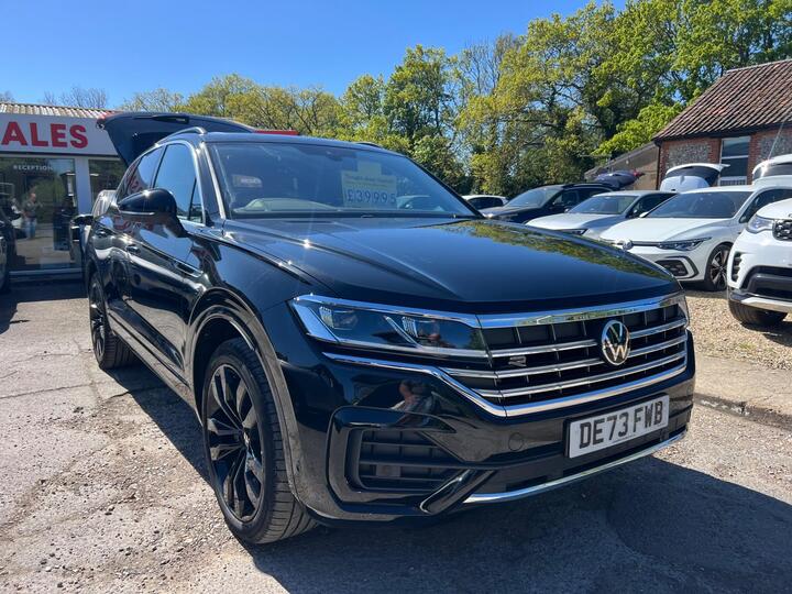 Volkswagen Touareg 3.0 TDI V6 R-Line Tech Plus Tiptronic 4Motion Euro 6 (s/s) 5dr