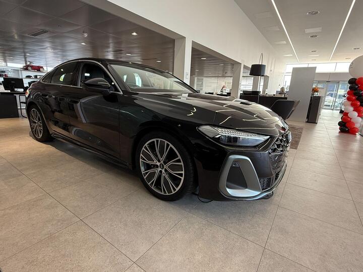 Audi A5 2.0 TDI Launch Edition Saloon S Tronic Euro 6 (s/s) 5dr