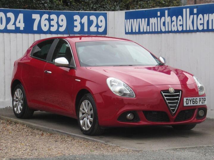 Alfa Romeo GIULIETTA 2.0 JTDM-2 Business Edition Euro 6 (s/s) 5dr Alfa Romeo GIULIETTA 2.0 JTDM-2 Business Edition Euro 6 (s/s) 5dr