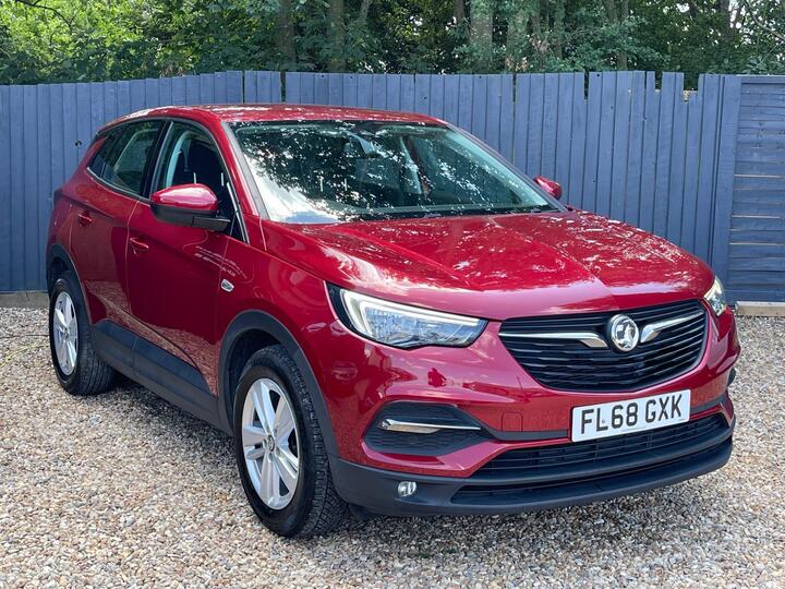 Vauxhall Grandland X 1.2 Turbo SE Euro 6 (s/s) 5dr