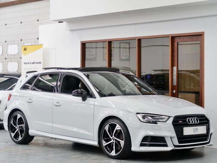 Audi S3 2.0 TFSI Black Edition Sportback S Tronic Quattro Euro 6 (s/s) 5dr