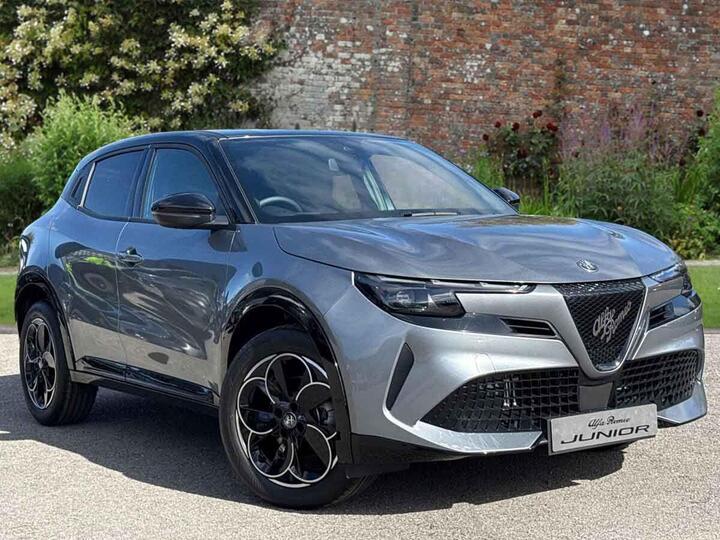 Alfa Romeo Junior 1.2 MHEV Ibrida E-DCT Euro 6 (s/s) 5dr