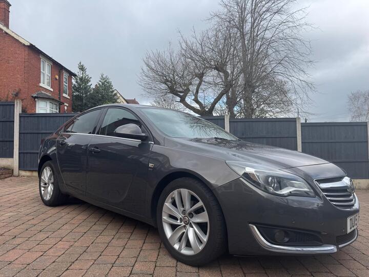 Vauxhall Insignia 2.0 CDTi EcoFLEX SRi Nav Euro 5 (s/s) 5dr Vauxhall Insignia 2.0 CDTi EcoFLEX SRi Nav Euro 5 (s/s) 5dr