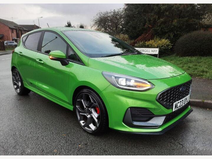 Ford Fiesta 1.5T EcoBoost ST-3 Euro 6 (s/s) 5dr Ford Fiesta 1.5T EcoBoost ST-3 Euro 6 (s/s) 5dr