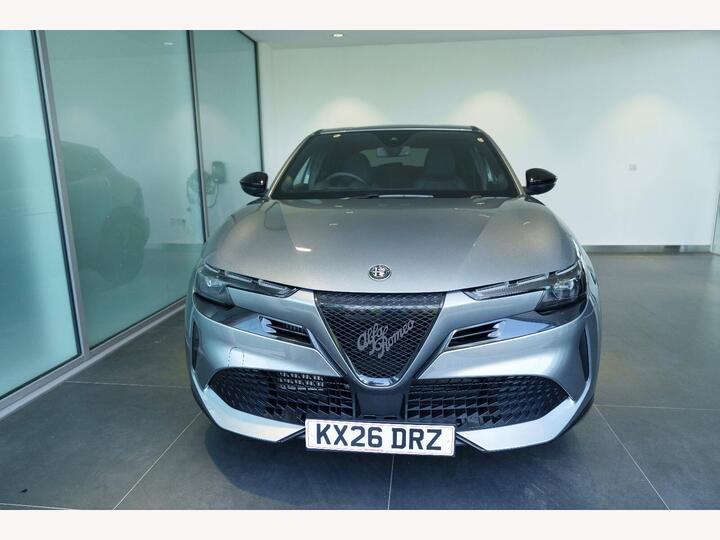 Alfa Romeo Junior 1.2 MHEV Ibrida E-DCT Euro 6 (s/s) 5dr