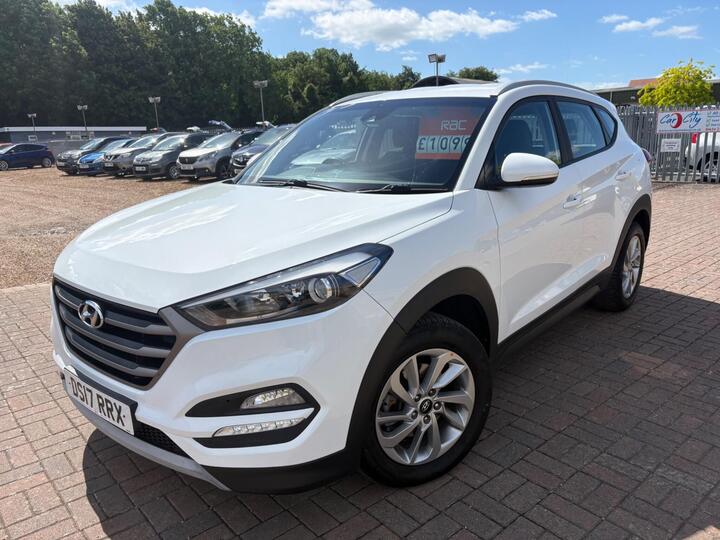 Hyundai TUCSON 1.7 CRDi Blue Drive SE Nav Euro 6 (s/s) 5dr
