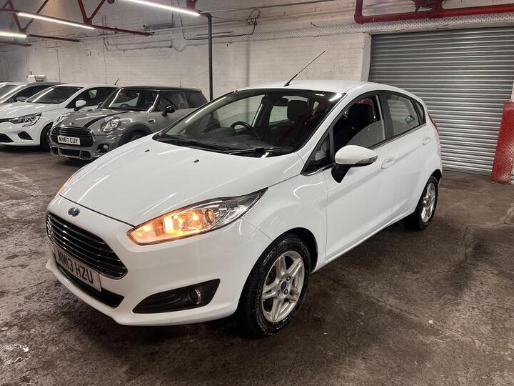 Ford Fiesta 1.0 Zetec Euro 5 (s/s) 5dr