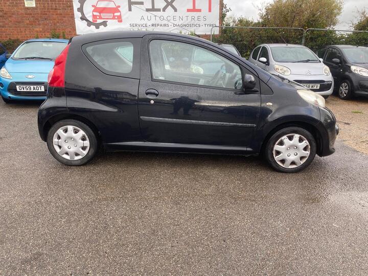 Peugeot 107 1.0 12V Urban Euro 4 3dr