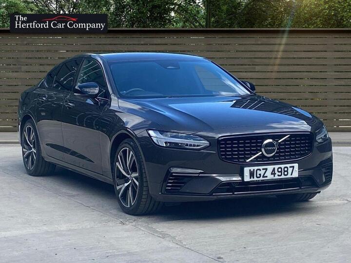 Volvo S90 2.0h T8 Recharge 11.6kWh R-Design Auto AWD Euro 6 (s/s) 4dr