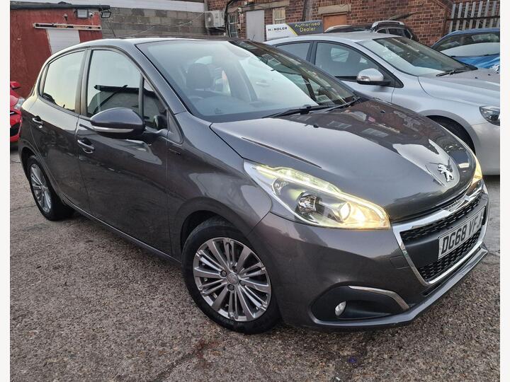 Peugeot 208 1.2 PureTech Signature Euro 6 (s/s) 5dr