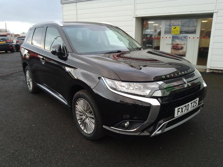 Mitsubishi Outlander 2.4h TwinMotor 13.8kWh Design CVT 4WD Euro 6 (s/s) 5dr Mitsubishi Outlander 2.4h TwinMotor 13.8kWh Design CVT 4WD Euro 6 (s/s) 5dr