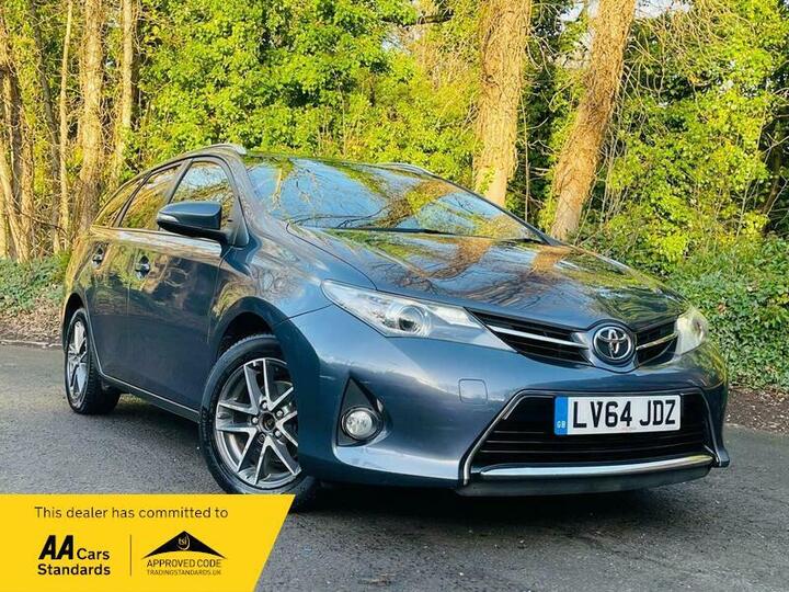 Toyota Auris 1.6 V-Matic Icon+ Touring Sports Euro 5 5dr Toyota Auris 1.6 V-Matic Icon+ Touring Sports Euro 5 5dr