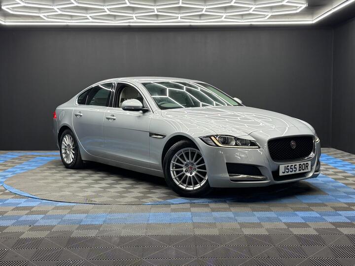 Jaguar XF 2.0d Prestige Auto Euro 6 (s/s) 4dr