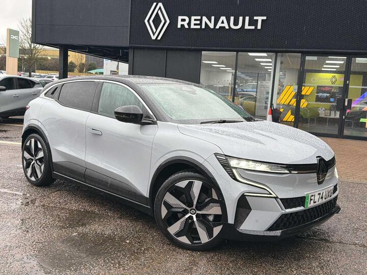 Renault Megane Comfort Range 60kWh Techno Auto 5dr (22kW Charger) Renault Megane Comfort Range 60kWh Techno Auto 5dr (22kW Charger)