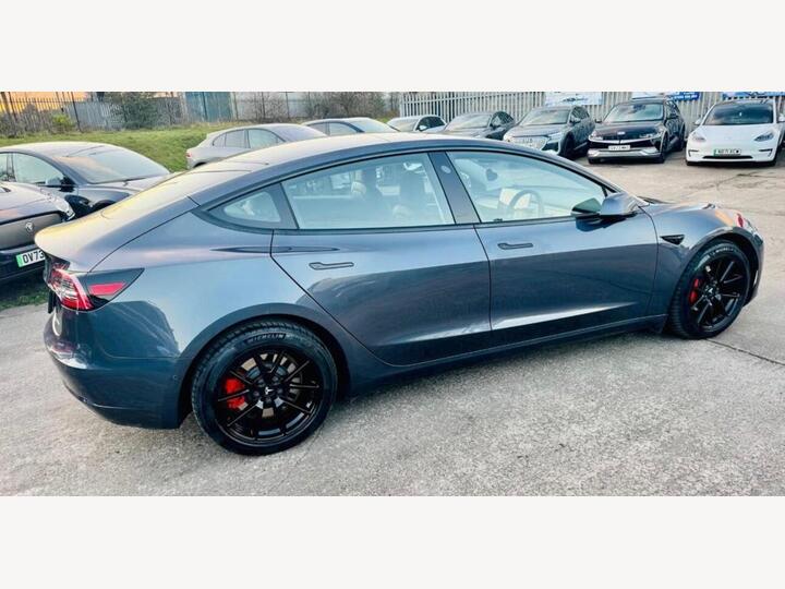 Tesla Model 3 Long Range Auto RWD 4dr