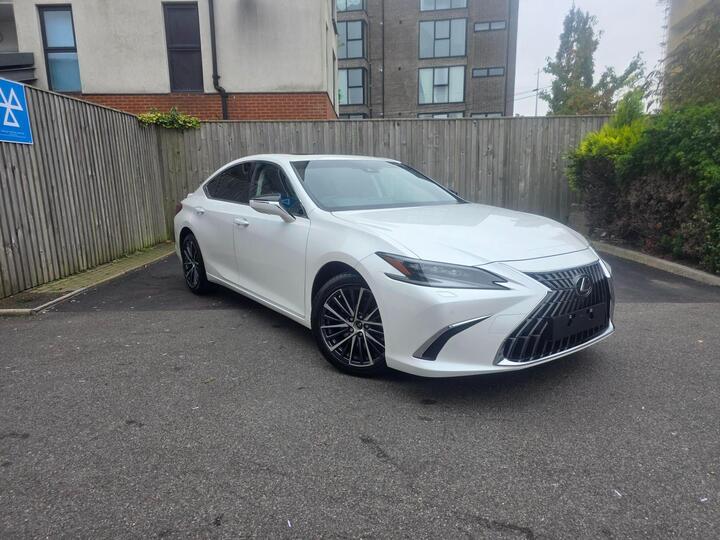 Lexus ES 2.5 300h Premium Plus E-CVT Euro 6 (s/s) 4dr