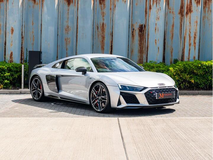 Audi R8 5.2 FSI V10 Performance Carbon Black S Tronic Quattro Euro 6 (s/s) 2dr