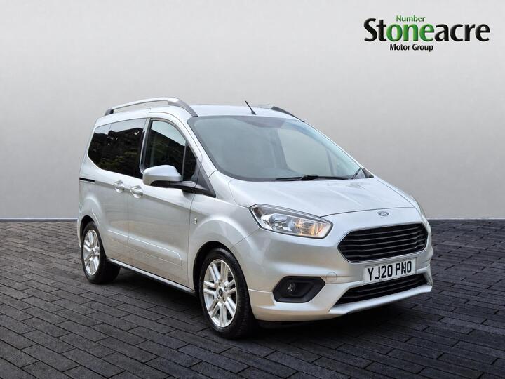 Ford Tourneo Courier 1.5 TDCi Titanium Euro 6 5dr