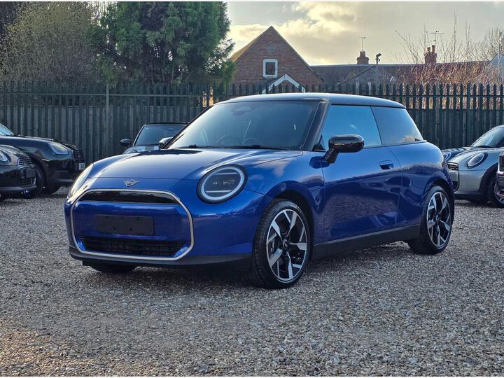 MINI Electric Cooper E 40.7kWh Exclusive Auto 3dr