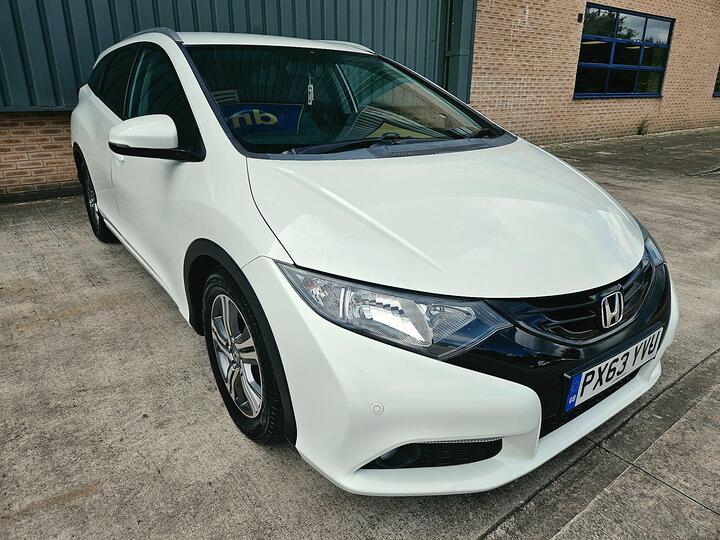 Honda Civic 1.8 I-VTEC SR Tourer Euro 5 (s/s) 5dr