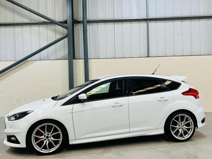 Ford FOCUS 2.0 TDCi ST-3 Euro 6 (s/s) 5dr