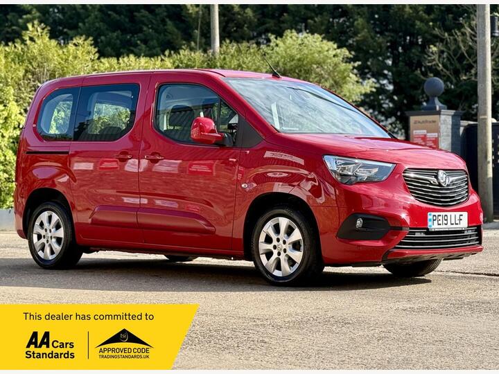 Vauxhall Combo Life 1.2 Turbo Energy Euro 6 (s/s) 5dr Vauxhall Combo Life 1.2 Turbo Energy Euro 6 (s/s) 5dr