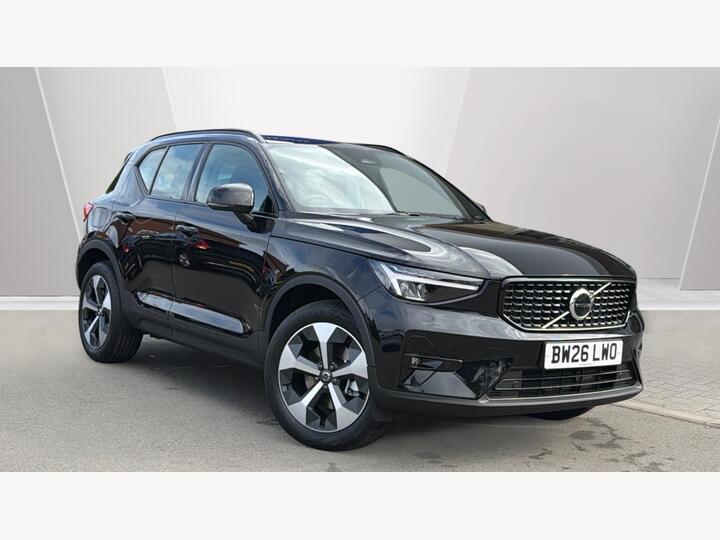 Volvo XC40 2.0 B3 MHEV Plus Dark DCT Auto Euro 6 (s/s) 5dr
