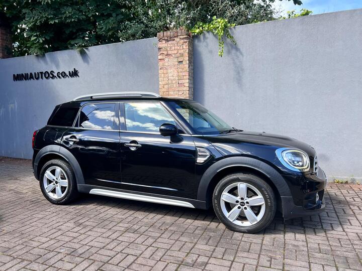 MINI Countryman 2.0 Cooper D Auto Euro 6 (s/s) 5dr MINI Countryman 2.0 Cooper D Auto Euro 6 (s/s) 5dr