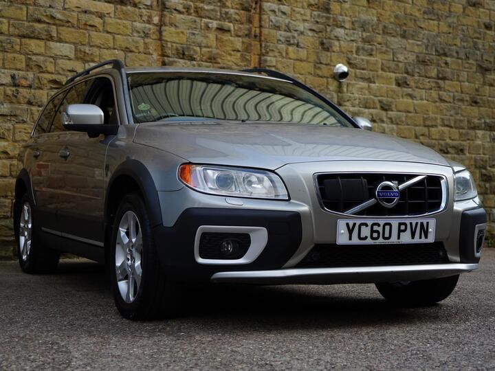 Volvo XC70 2.4 D5 SE Geartronic AWD Euro 5 5dr