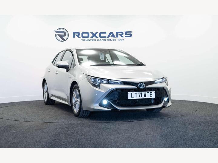 Toyota COROLLA 1.8 VVT-h Icon Tech CVT Euro 6 (s/s) 5dr