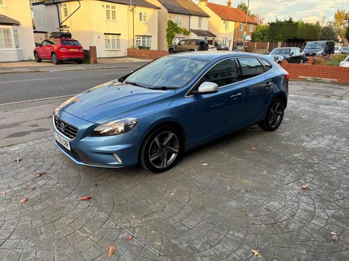 Volvo V40 2.0 D2 R-Design Nav Auto Euro 6 (s/s) 5dr