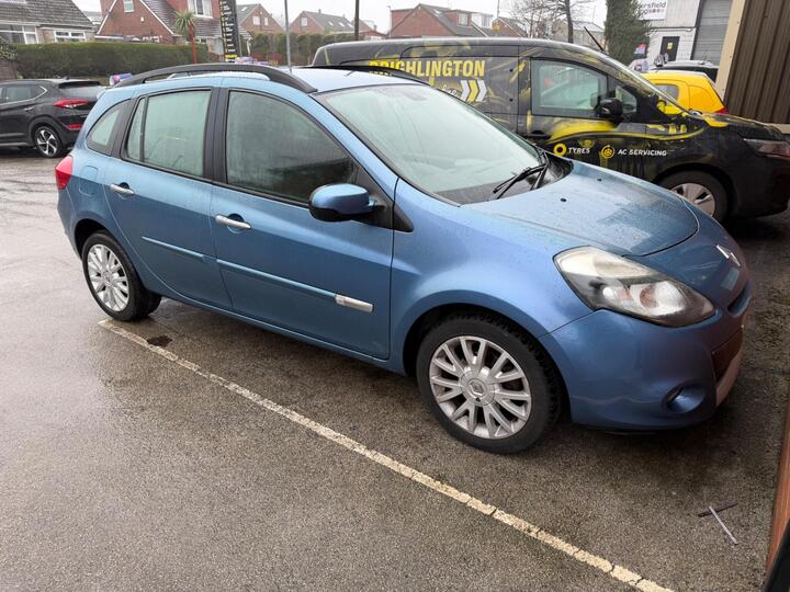 Renault Clio 1.2 Dynamique Sport Tourer 5dr