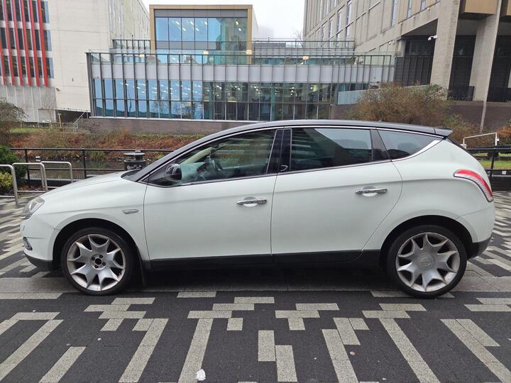 Chrysler Delta 1.6 M-Jet SR Euro 5 5dr