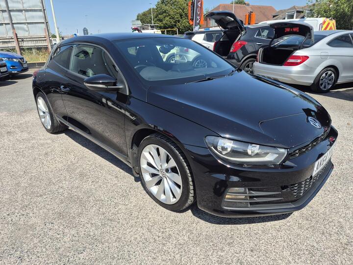 Volkswagen Scirocco 2.0 TDI BlueMotion Tech GT DSG Euro 6 (s/s) 3dr