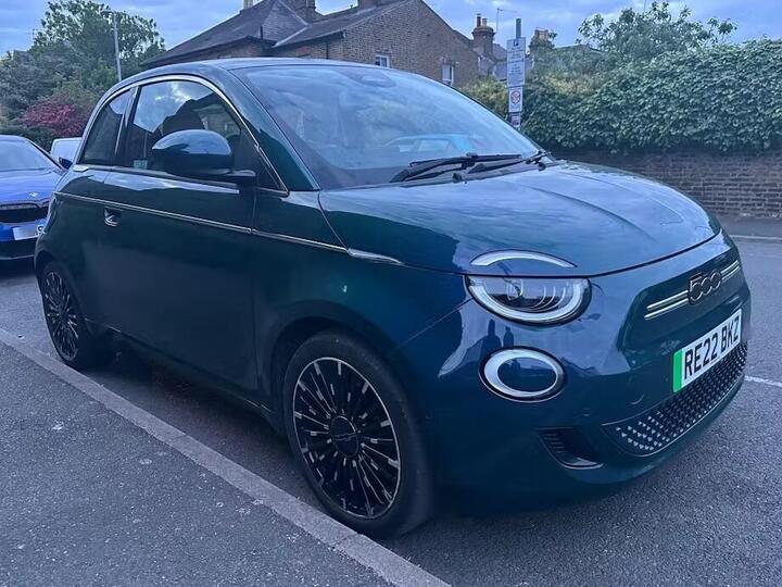Fiat 500e 42kWh La Prima Auto 3dr