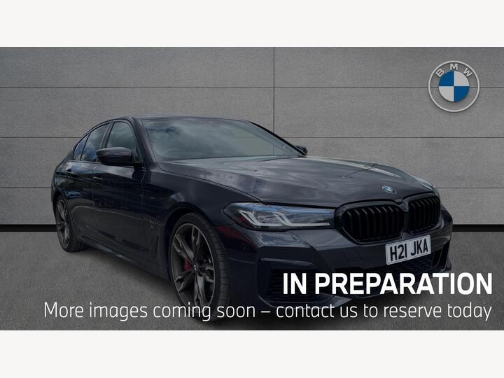 BMW 5 Series 4.4 M550i V8 Steptronic XDrive Euro 6 (s/s) 4dr